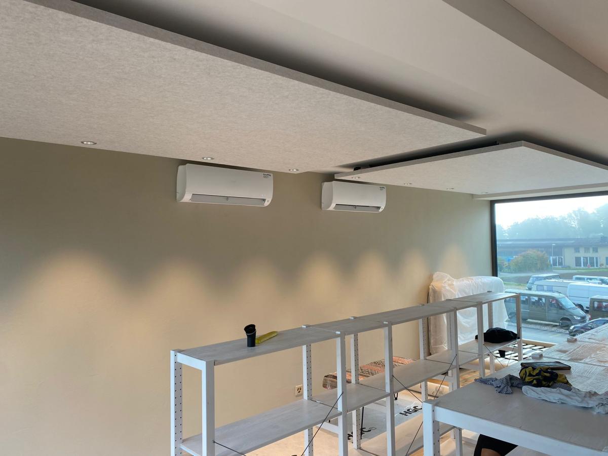 Klimageräte als Dekoelement  in Ateliere Espura, Flumenthal