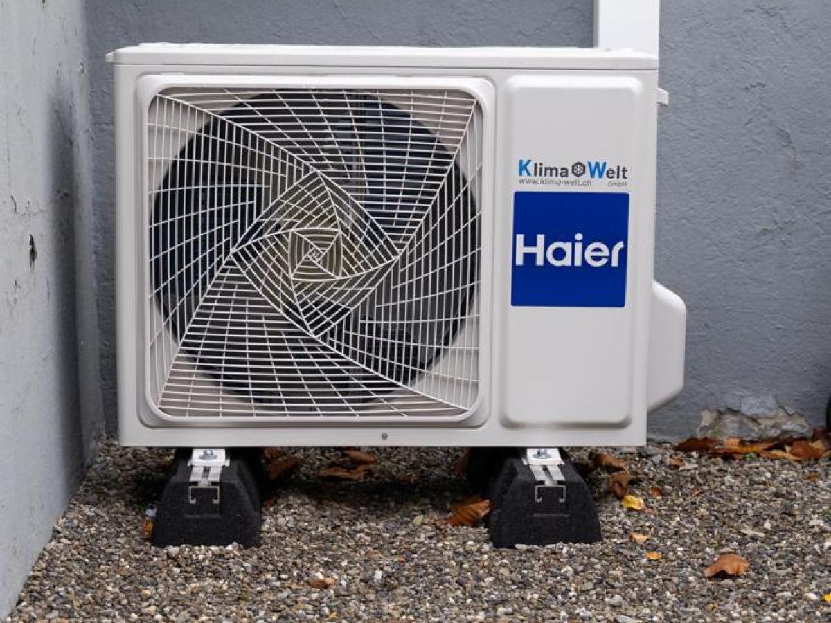Haier Pearl mit Weinkellersteuerung in Weinkeller Hr. Weber, Thun